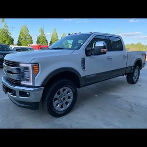 Meet your Posher, Luke